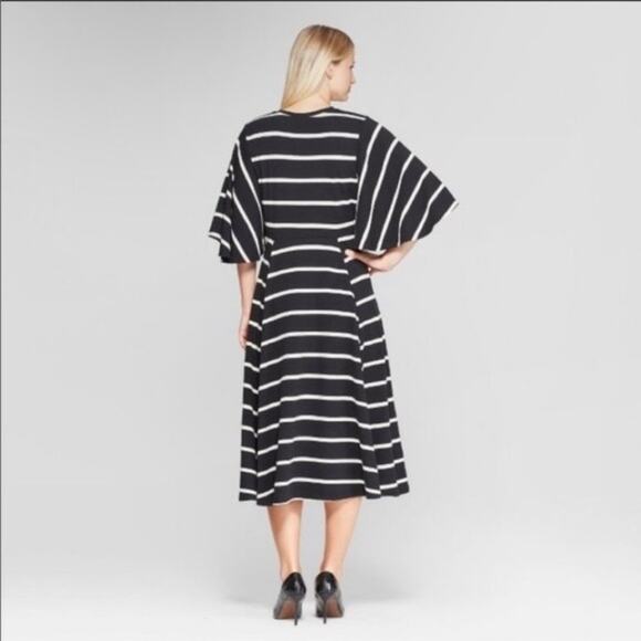 Who What Wear NWT Sz M Black & White Striped Midi Dress Butterfly Sleeves - Picture 2 of 15